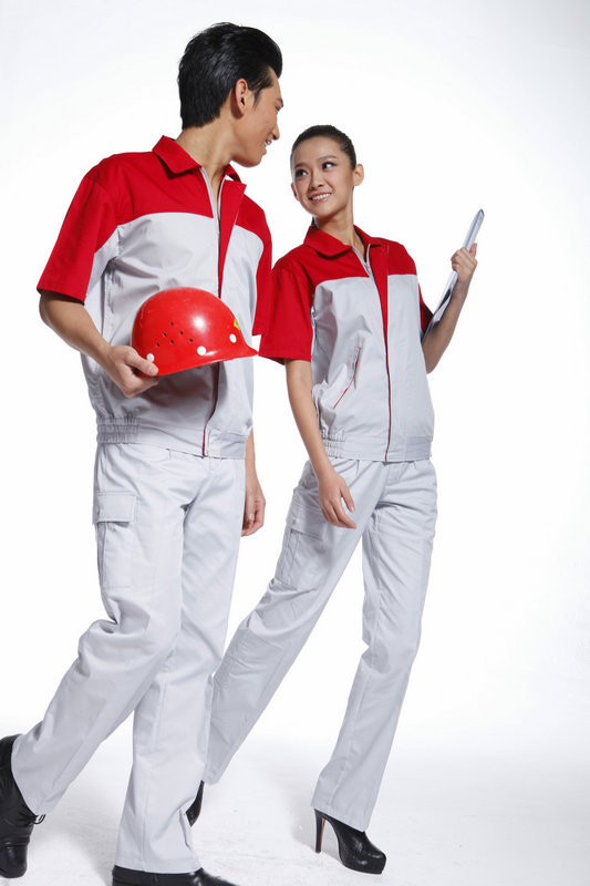 定做工作服有哪些優勢？需要注意什么？